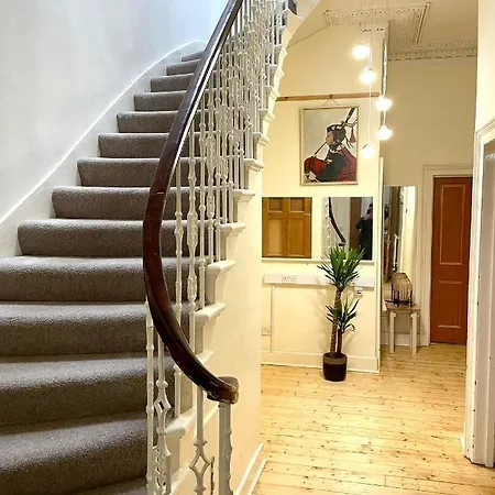 Newington House-3
